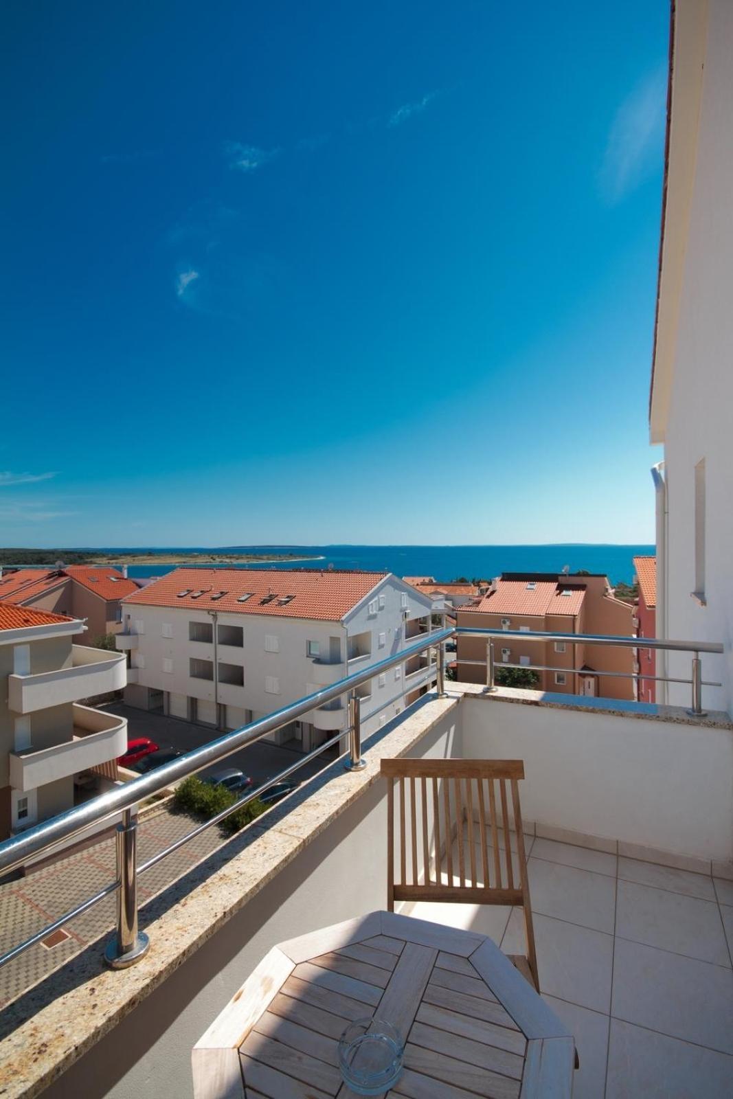 House Novalia Hotell Novalja Rom bilde