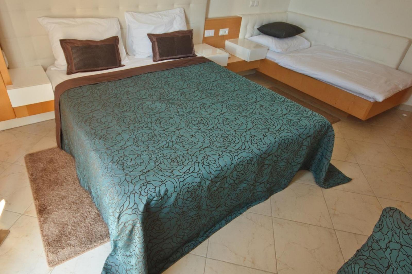 House Novalia Hotell Novalja Rom bilde