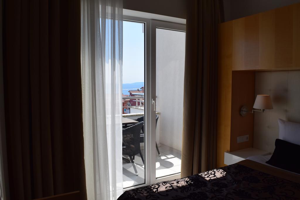 House Novalia Hotell Novalja Eksteriør bilde