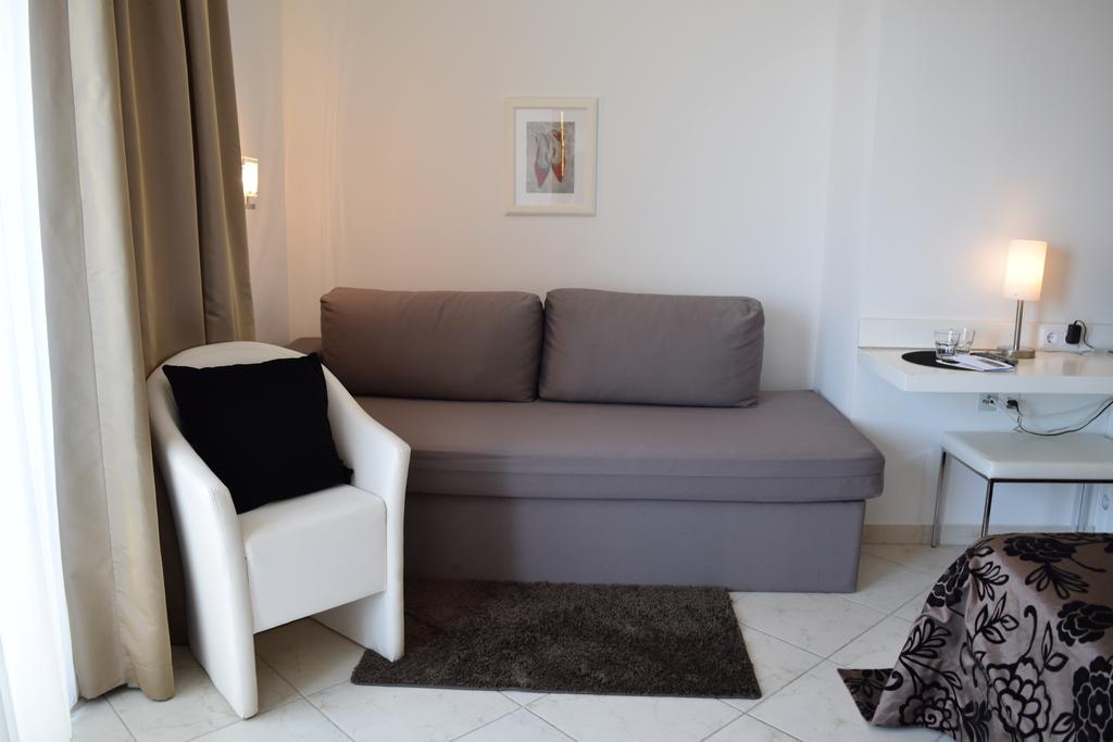 House Novalia Hotell Novalja Eksteriør bilde
