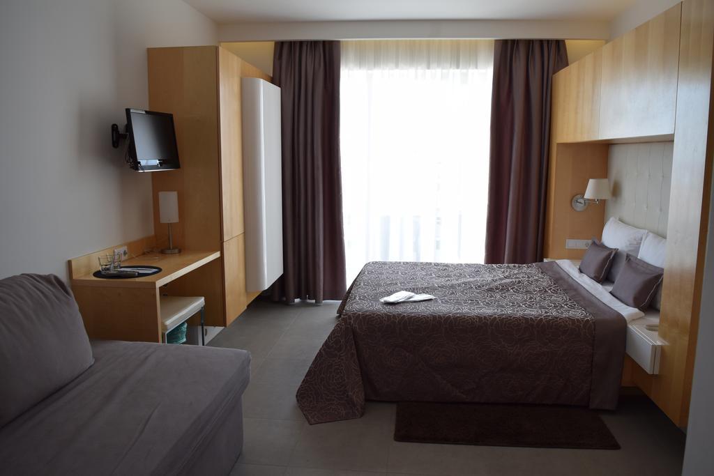 House Novalia Hotell Novalja Eksteriør bilde