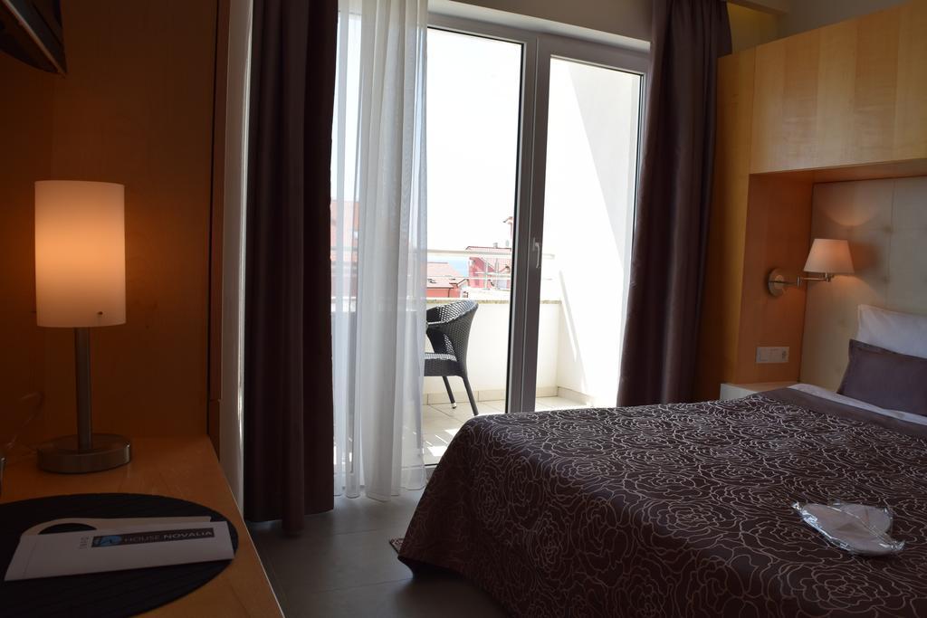 House Novalia Hotell Novalja Eksteriør bilde