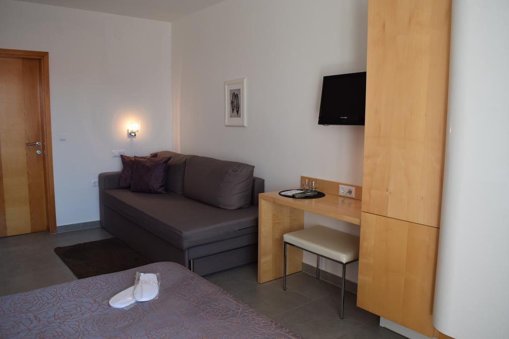 House Novalia Hotell Novalja Eksteriør bilde