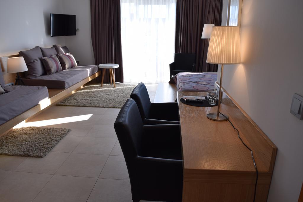 House Novalia Hotell Novalja Eksteriør bilde